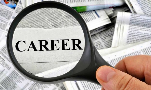 Tren Second Career: Kenapa Banyak Orang Mulai Karier Kedua?