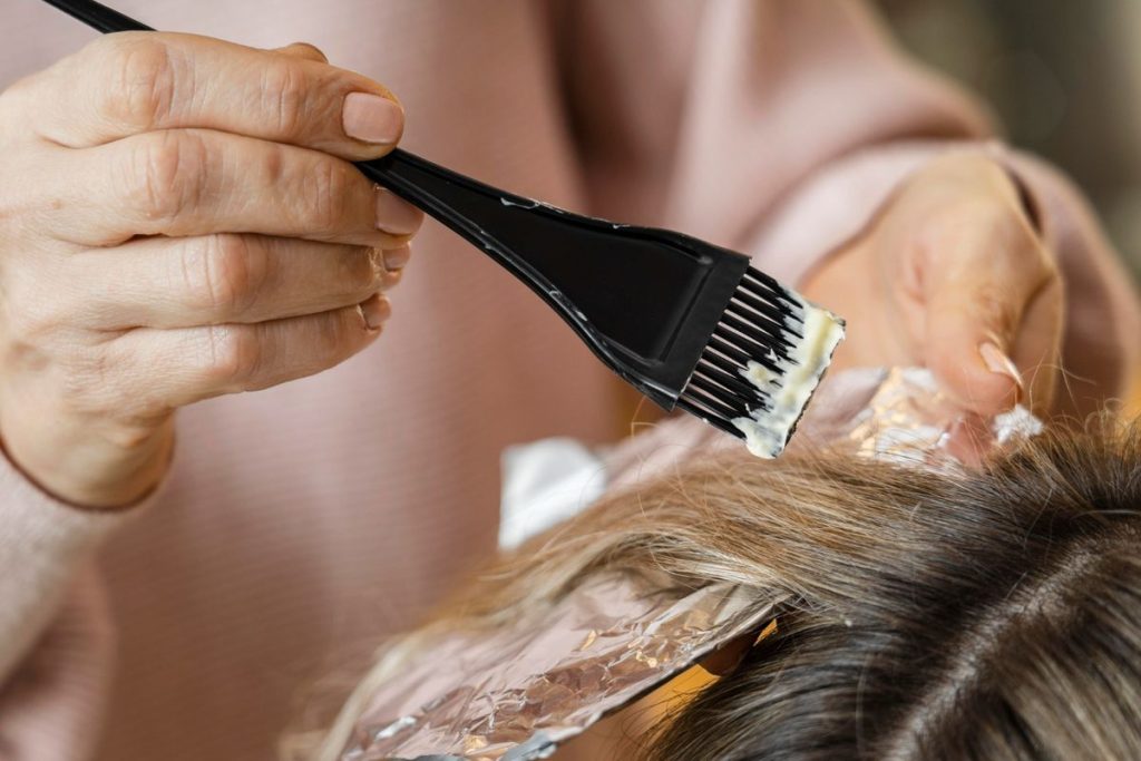 Cara Merawat Rambut Setelah Diwarnai Agar Tetap Sehat