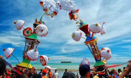 Tradisi Adat Indonesia Yang Menarik Wisatawan Asing