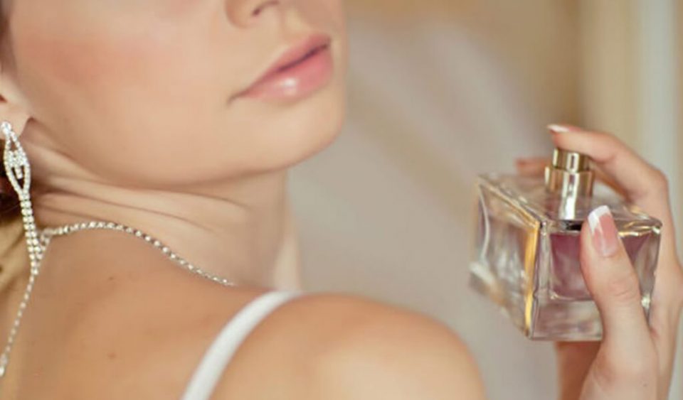 Dampak Penggunaan Parfum Berlebihan Bagi Kesehatan Tubuh