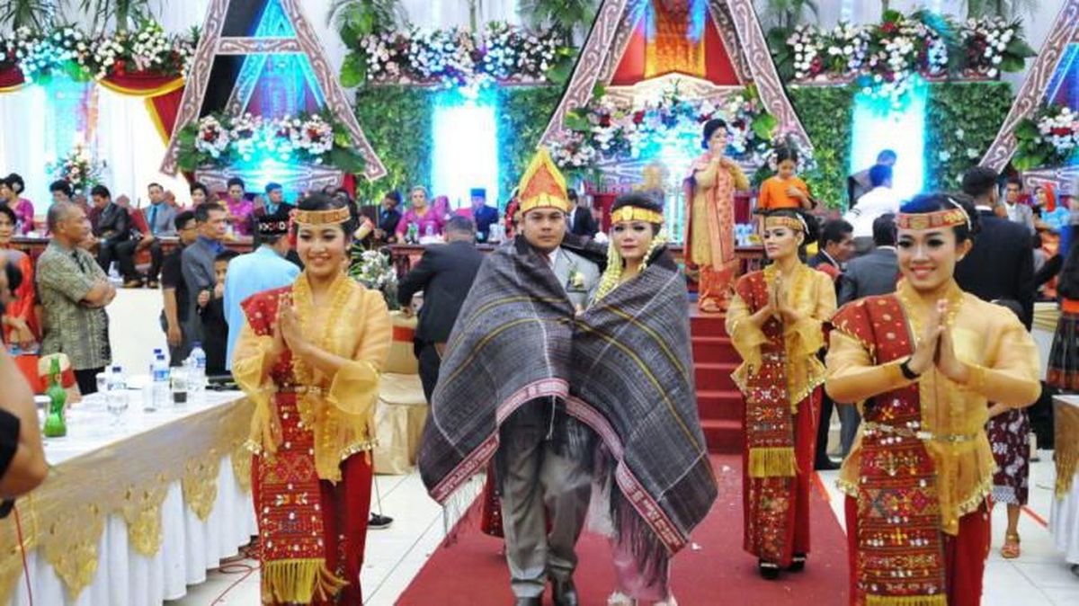 Pernikahan Cina Dan Batak: Perpaduan Tradisi Yang Penuh Makna