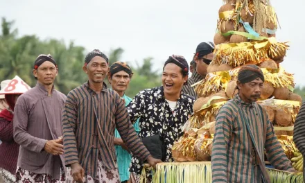 Ragam Tradisi Daerah Indonesia Yang Menjadi Warisan Berharga